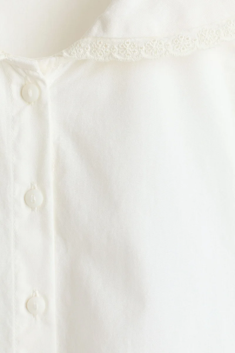 اتش اند ام بلوزة قطنية بياقة عريضة